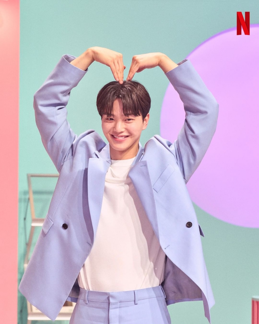 宋江「比心5連發」