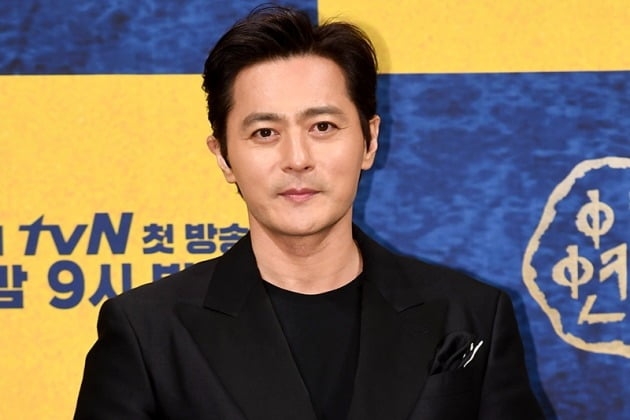 張東健日前曾陷入約炮風波