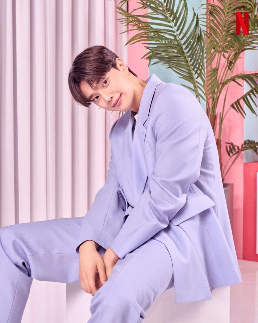 宋江通過Netflix旗下YouTube頻道「The Swoon」舉辦全球線上粉絲見面會