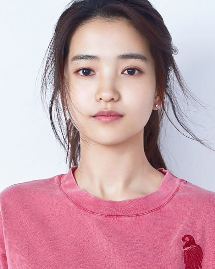 金泰梨確診新冠