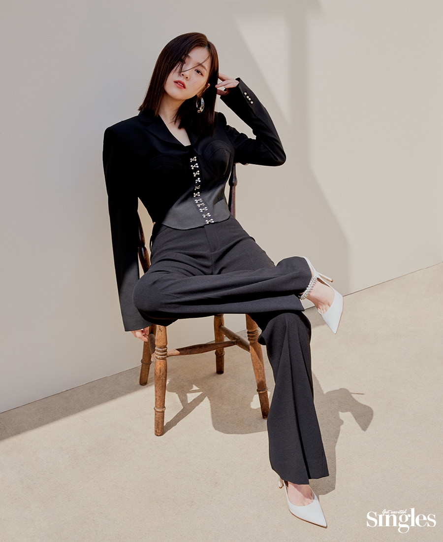 金智恩時尚畫報公開