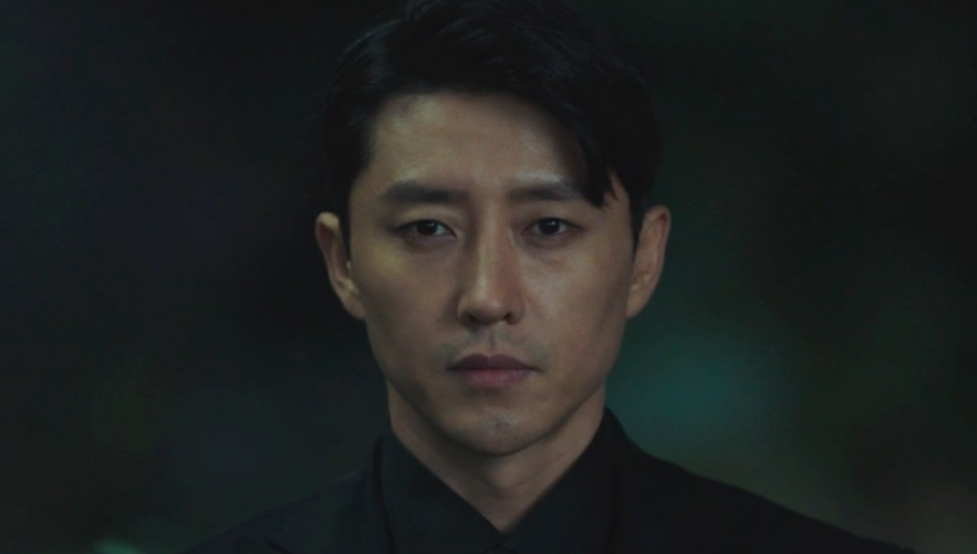 虎視眈眈地注視著熙祐的Dr.K