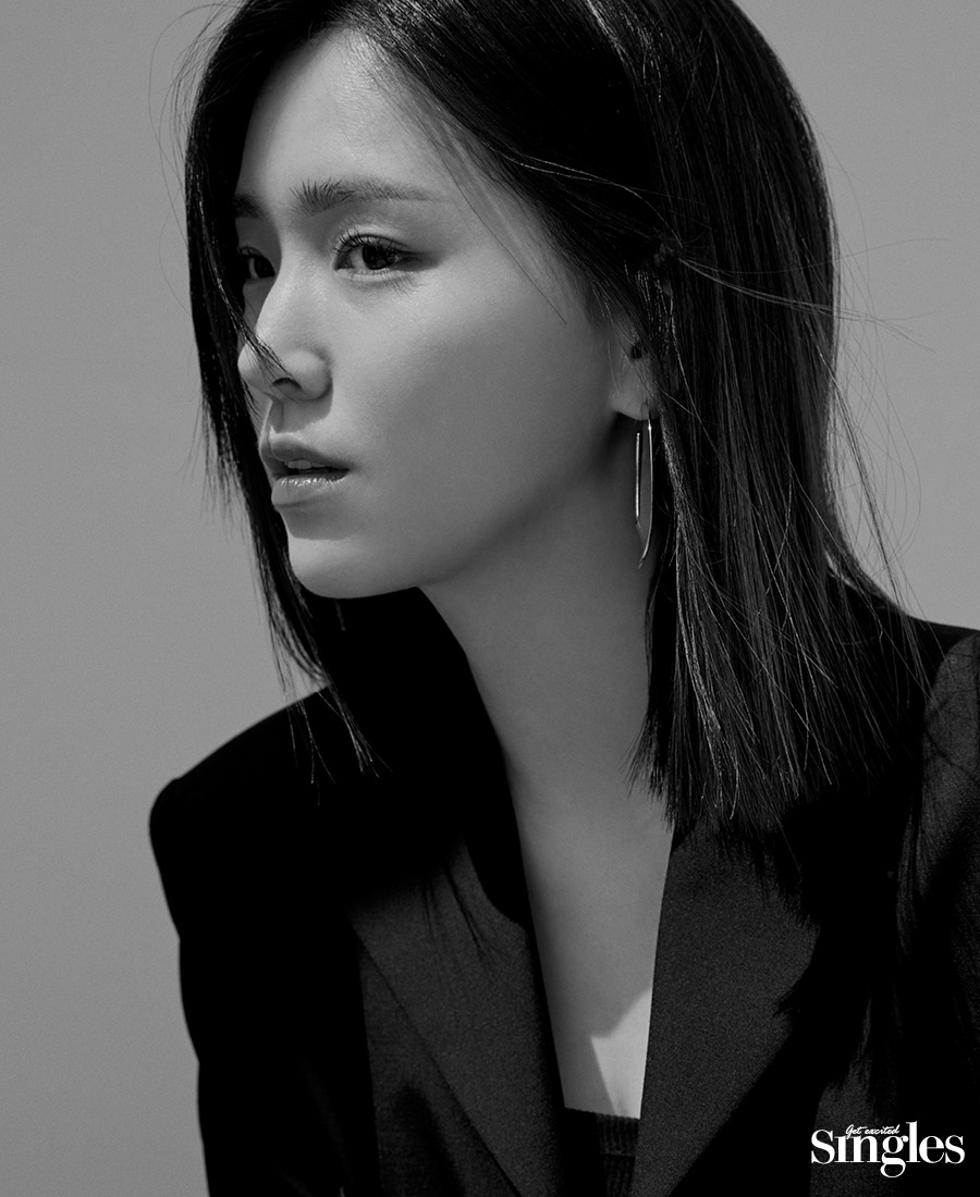 金智恩時尚畫報公開