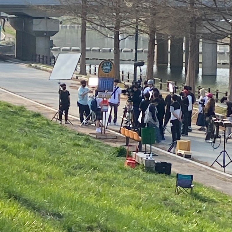 安孝燮拍攝走進你的時間裡路透照