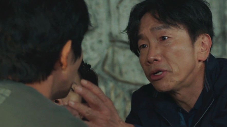 熙祐從車禍中救下了父母