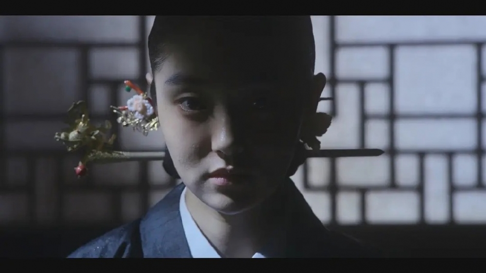 金慧峻在《屍戰朝鮮》中飾演王妃趙氏