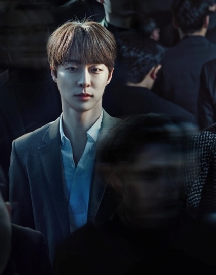 裴仁赫飾演「崔允尚」