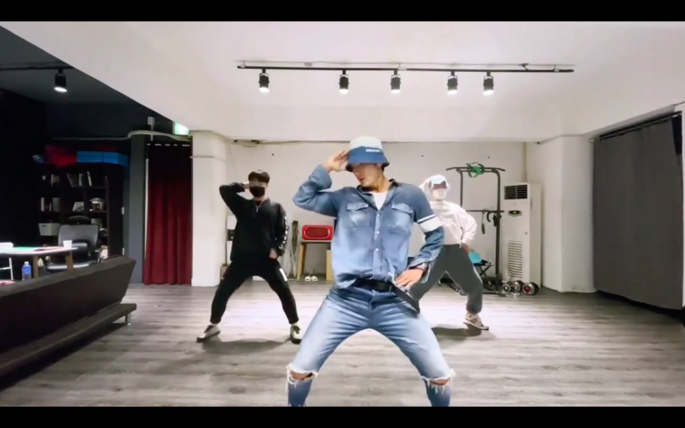 李準基履行收視公約熱舞