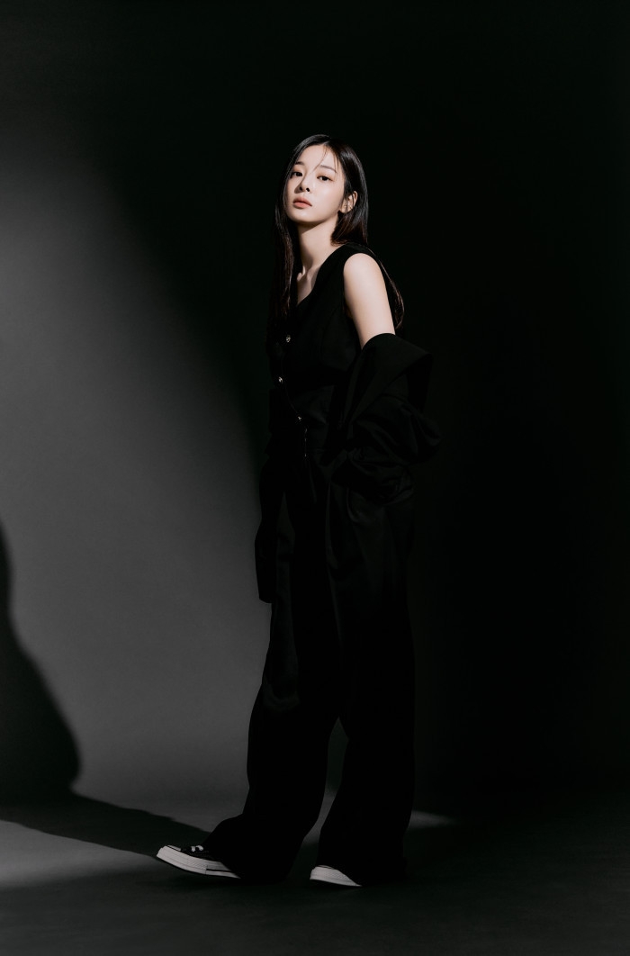 薛仁雅西裝造型簡歷照