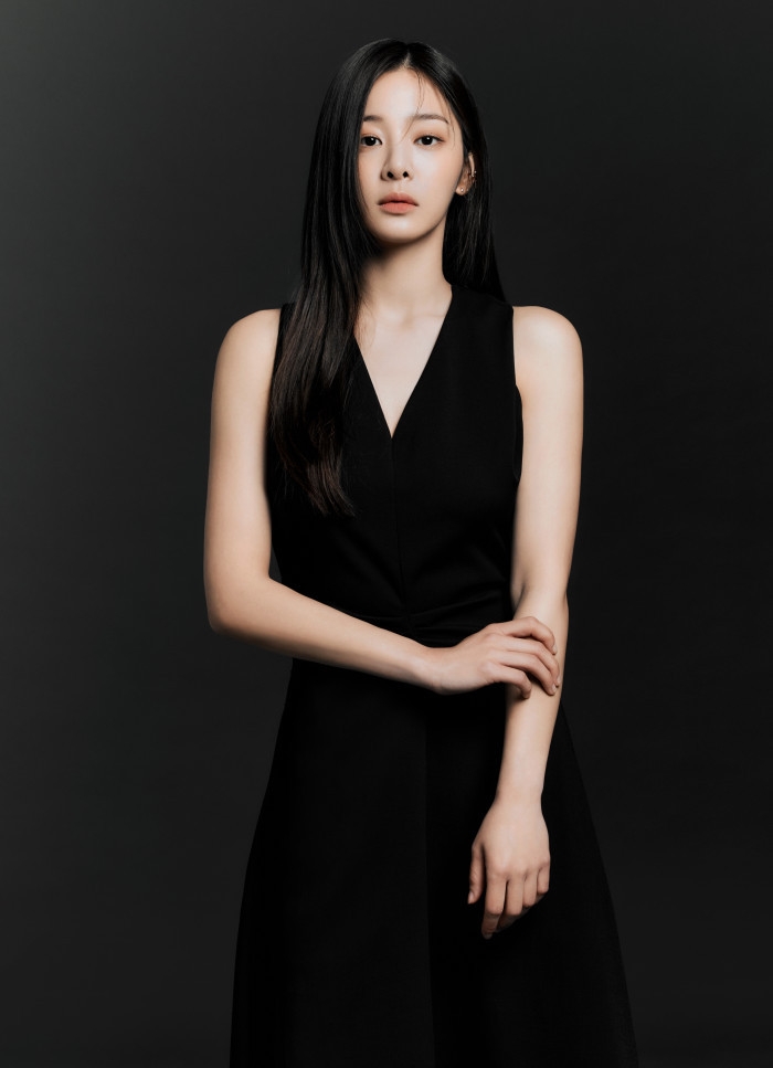 薛仁雅最新簡歷照公開