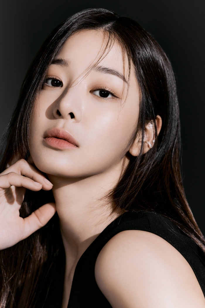 薛仁雅與金秀賢所屬社GOLDMEDALIST簽約