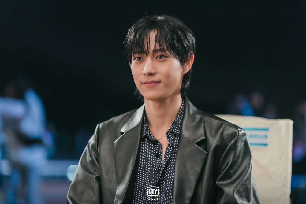 金永大飾演大明星「孔泰成」