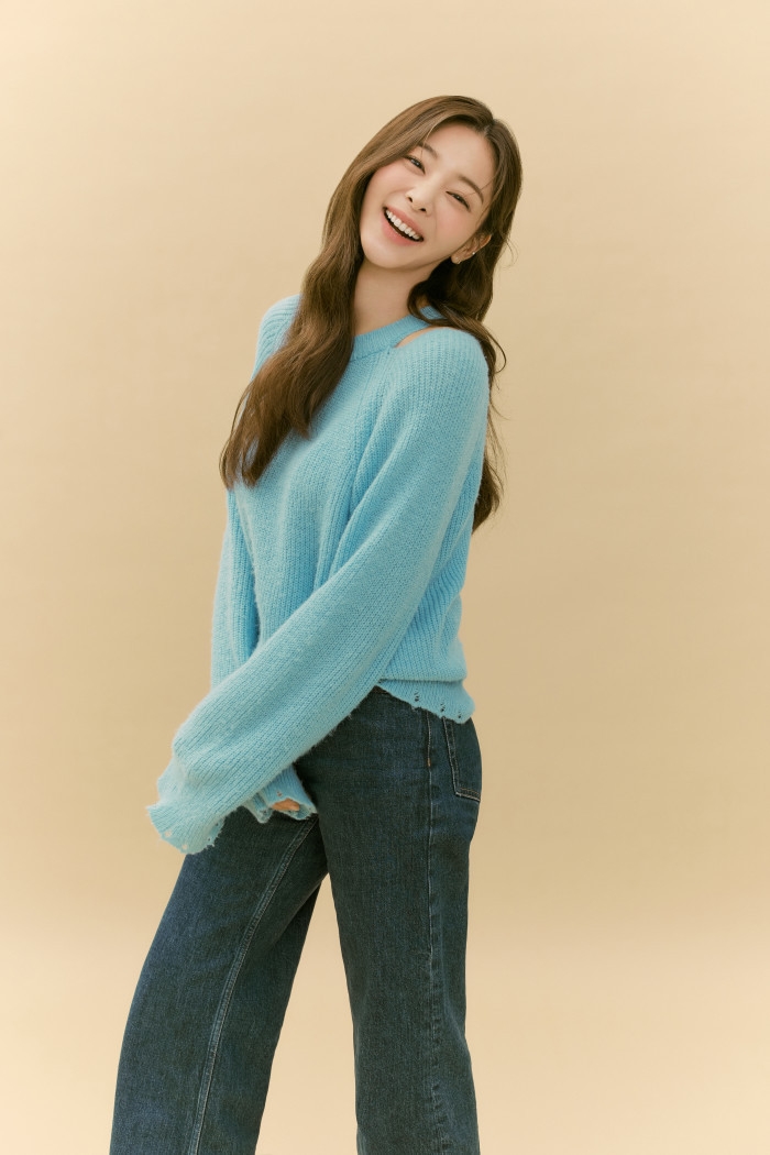 薛仁雅清新休閒風簡歷照