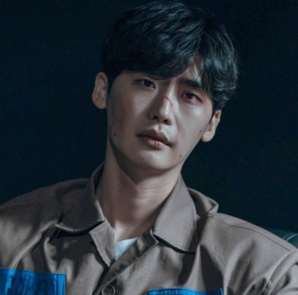 《黑話律師》李鍾碩劇照曝光