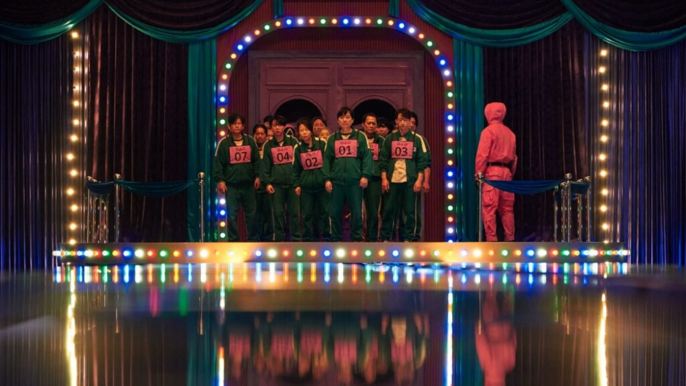 《魷魚遊戲》關卡：跳玻璃橋