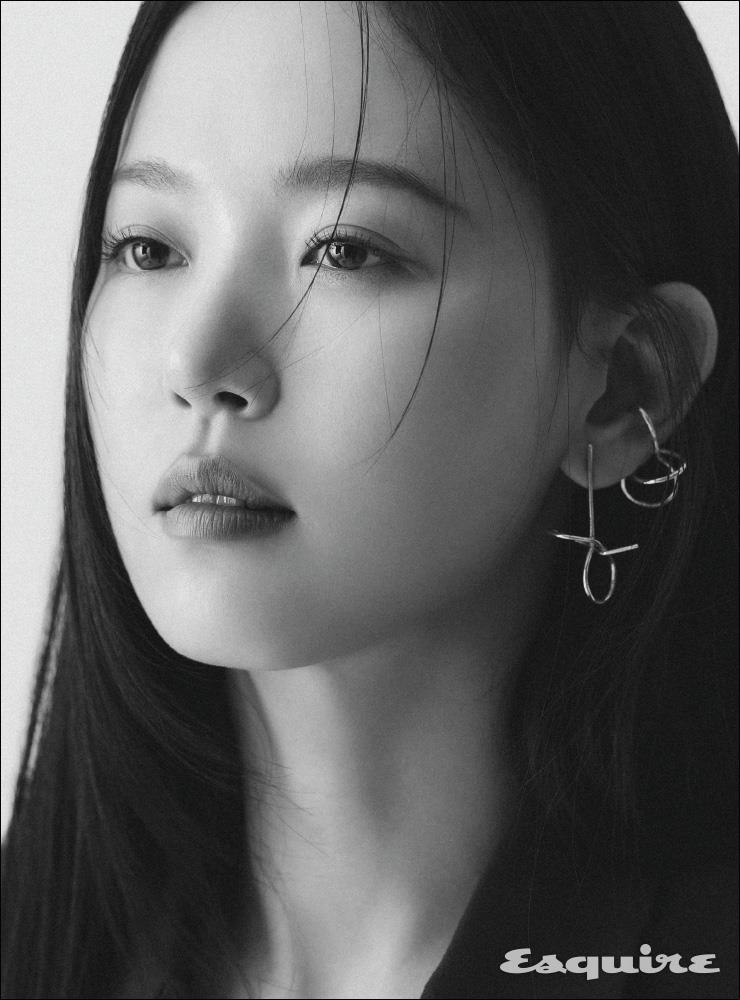 《esquire》姜漢娜畫報公開