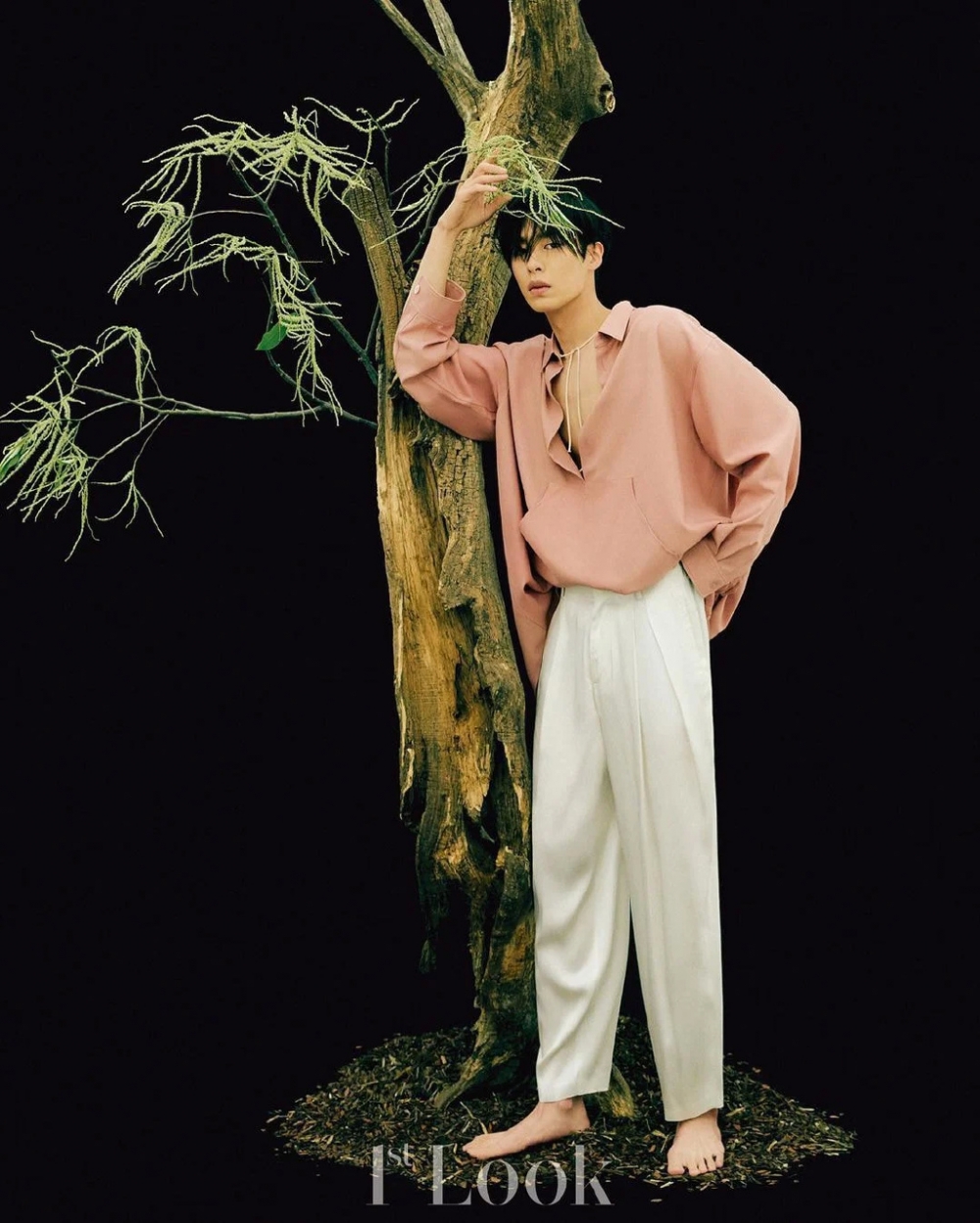 李宰旭飾演大護國張氏家族的不良少爺「張旭」