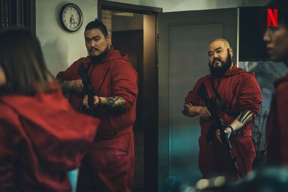 金志勳和李奎浩在《紙房子:韓國篇》中分別飾演「赫爾辛基」及「奧斯陸」