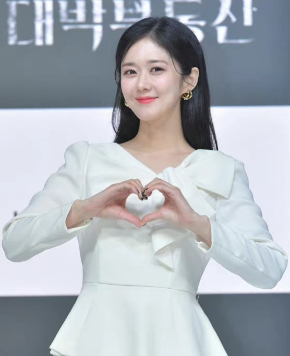 張娜拉將於6月底舉行婚禮