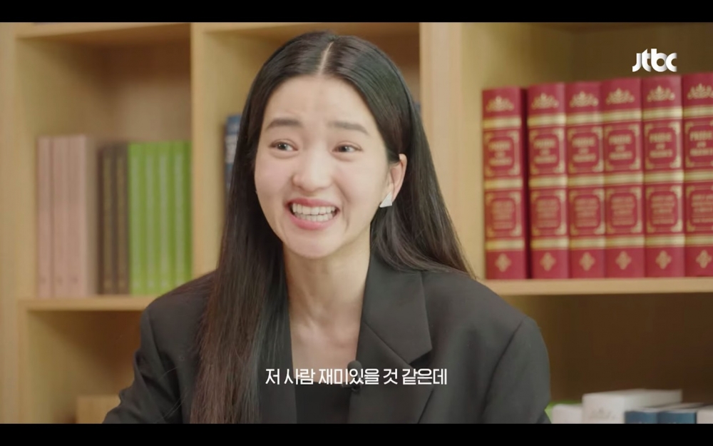 金泰梨透露拍Vlog時曾想跟看起來有趣的路人搭話