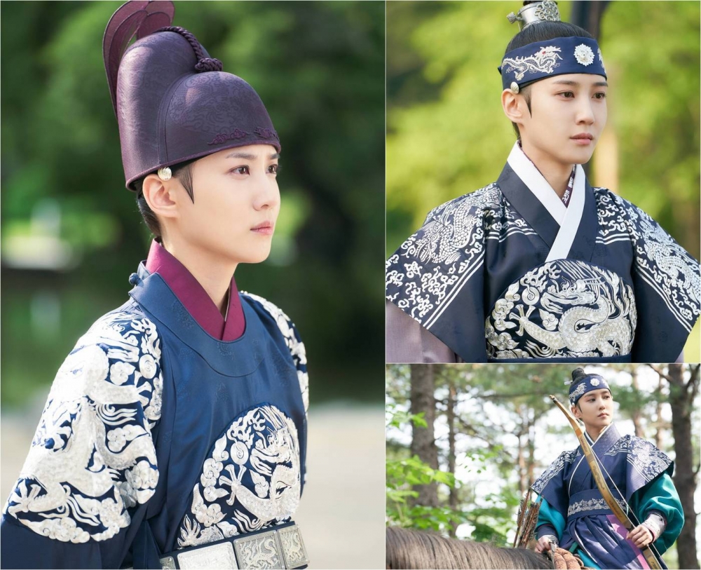 朴恩斌在《戀慕》中女扮男裝飾演「世子」