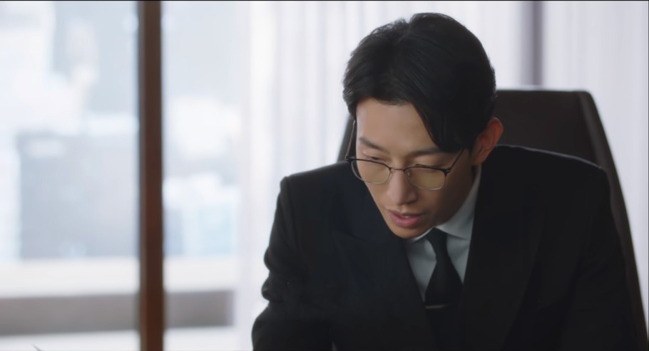 姜其永即興演出獲好評