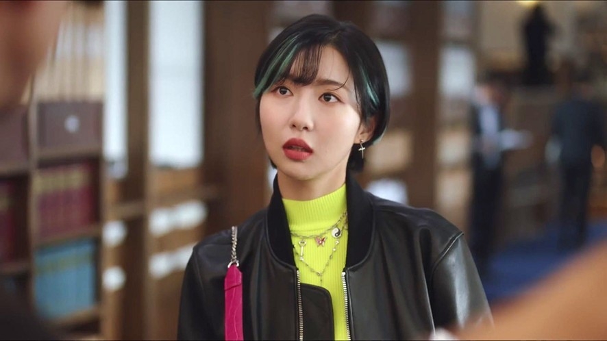 朱玄英在《非常律師禹英禑》中飾演圓圓/董格拉米