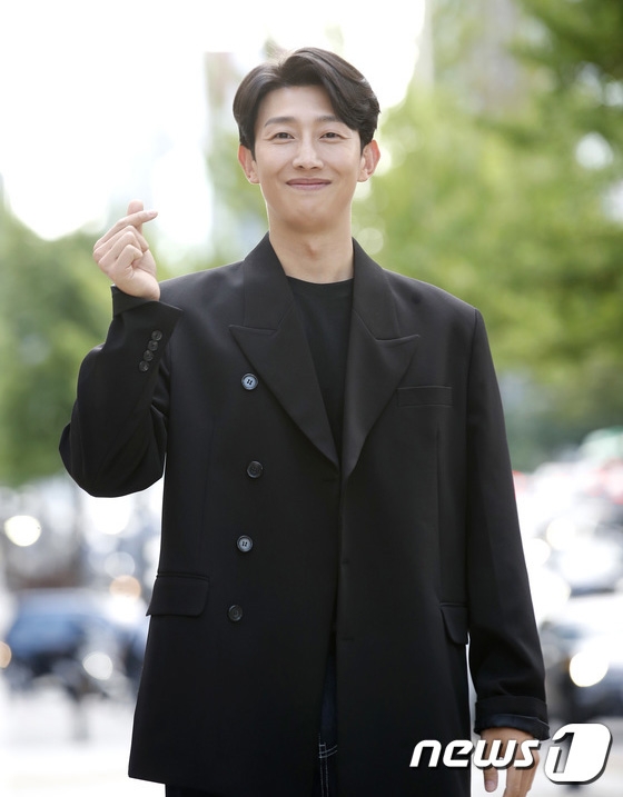 《非常律師禹英禑》殺青宴 姜其永