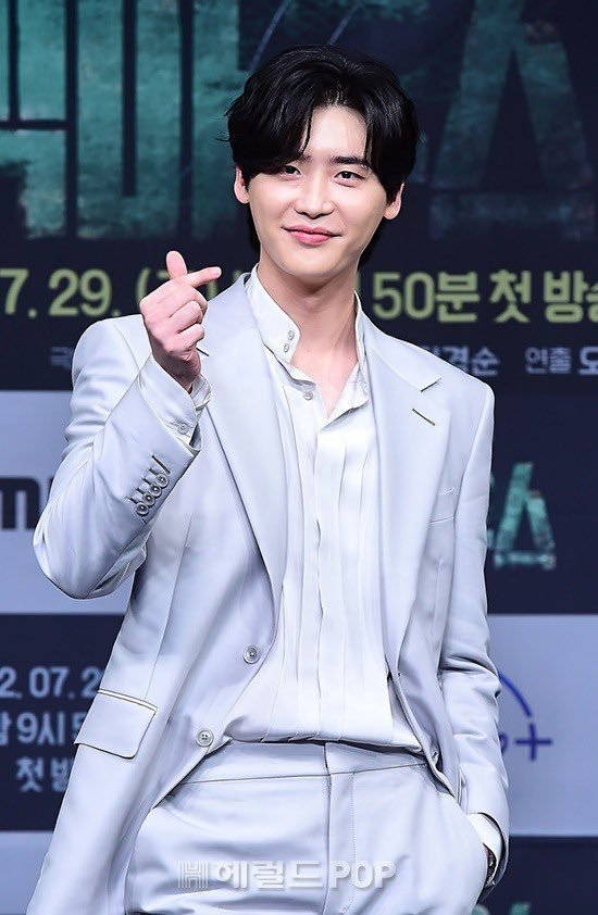 李鍾碩被潤娥激勵