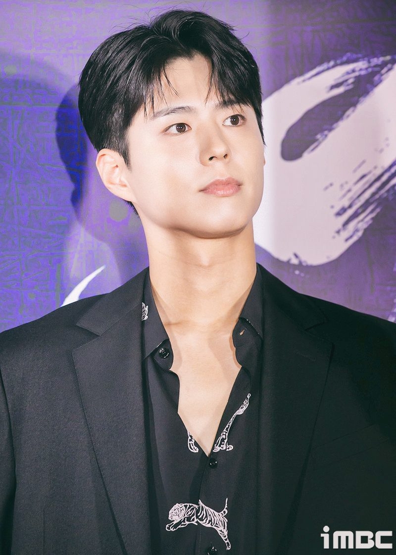 朴寶劍顏值近況引發熱議