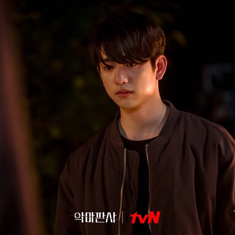 《惡魔法官》朴珍榮飾演法官金佳溫