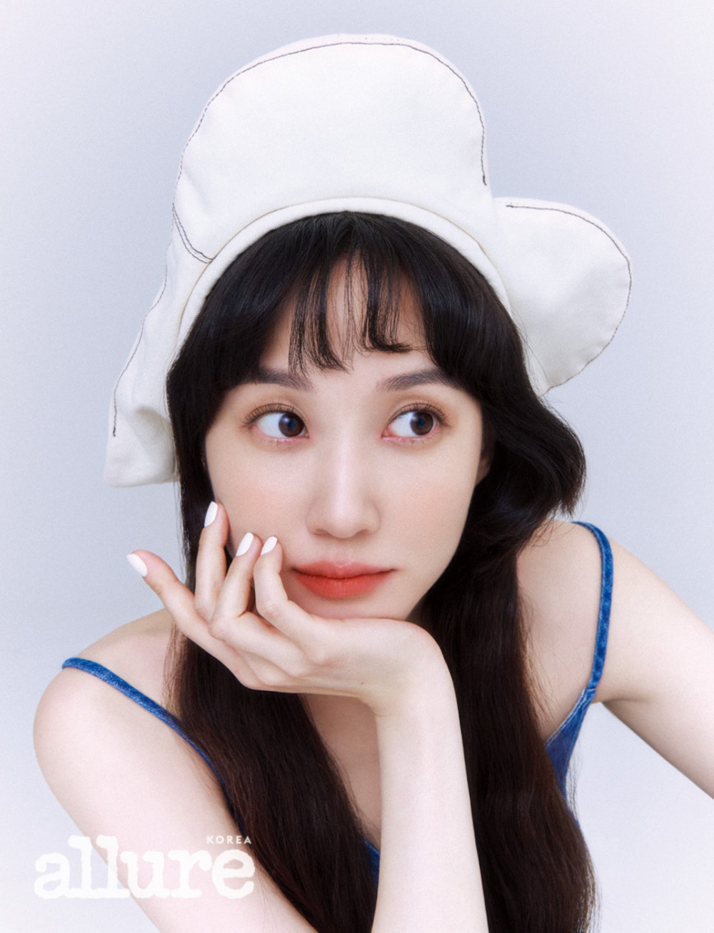 朴恩斌採訪畫報