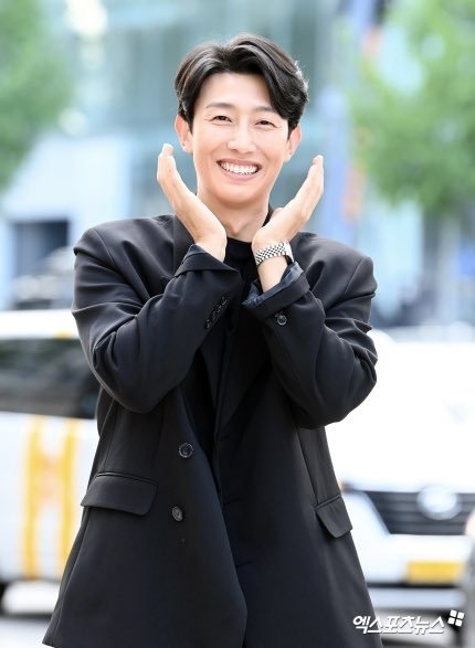 《非常律師禹英禑》殺青宴 姜其永