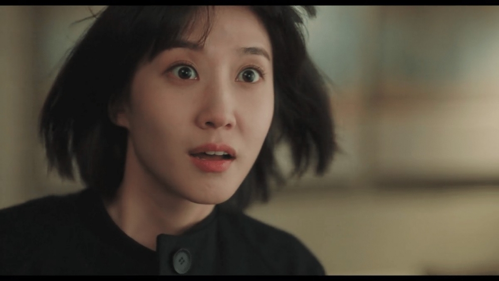 劇中植入鯨魚影片