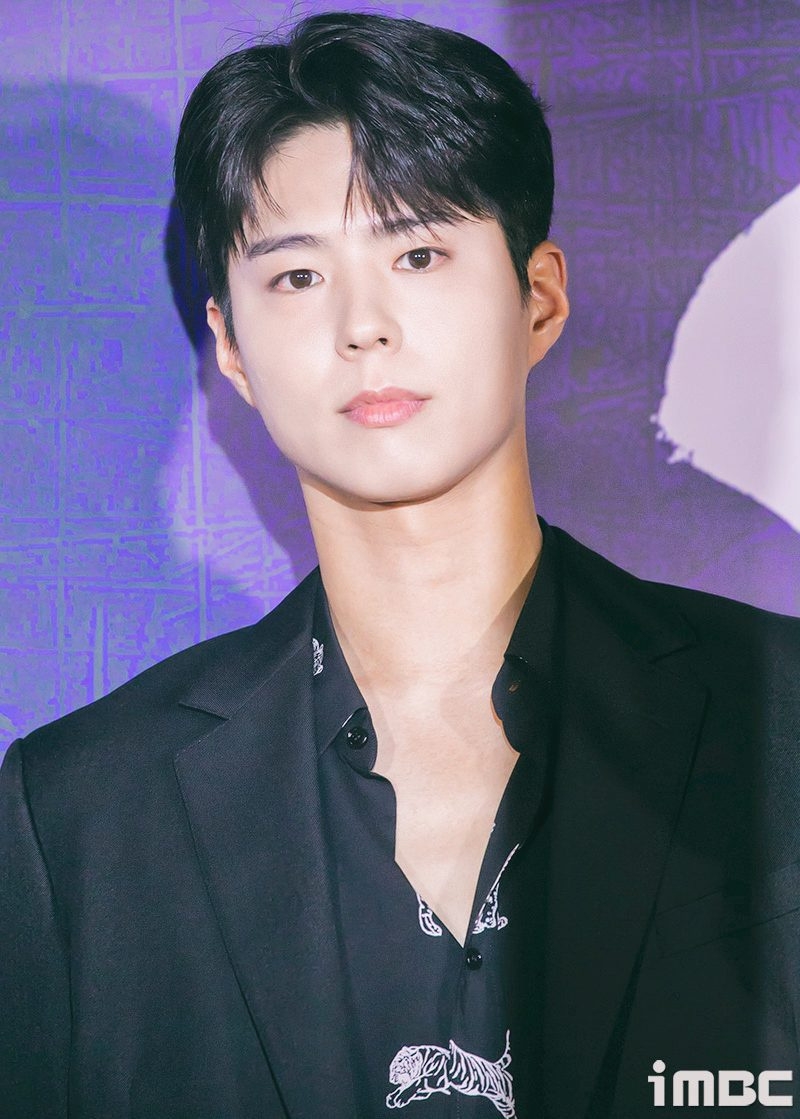 朴寶劍顏值近況引發熱議