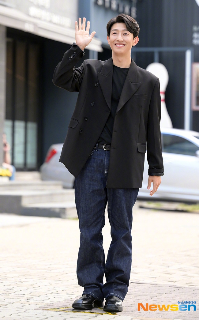 《非常律師禹英禑》殺青宴 姜其永