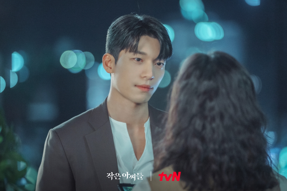 魏河俊飾演崔道日