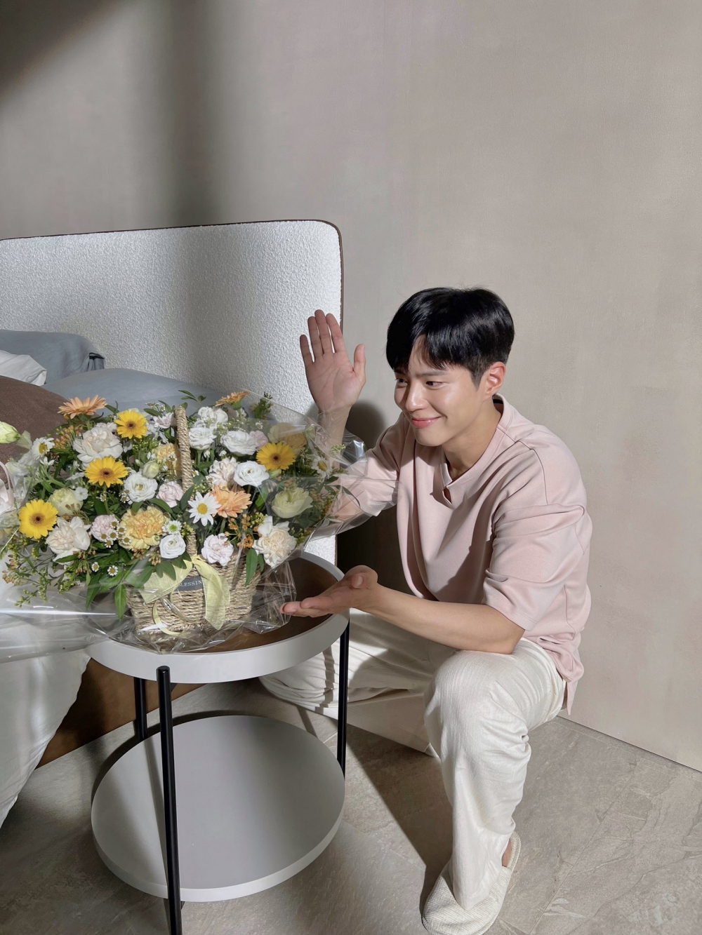 朴寶劍在推特更新照片