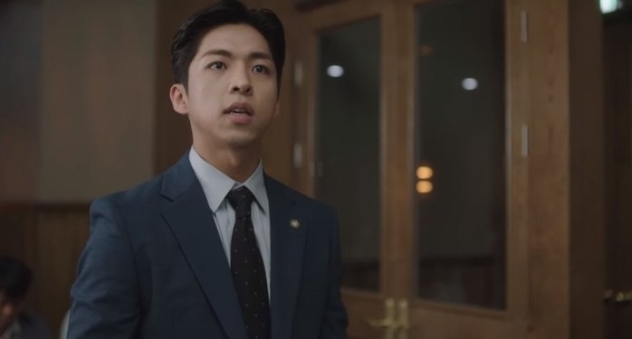 伏筆3.「春日暖陽」♥︎「權謀詭計」感情線