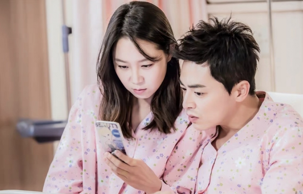 《嫉妒的化身》劇中孔曉振、曹政奭一起得了乳腺癌