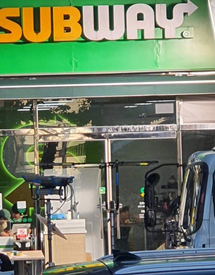 網友目擊到穿軍裝的姜泰伍