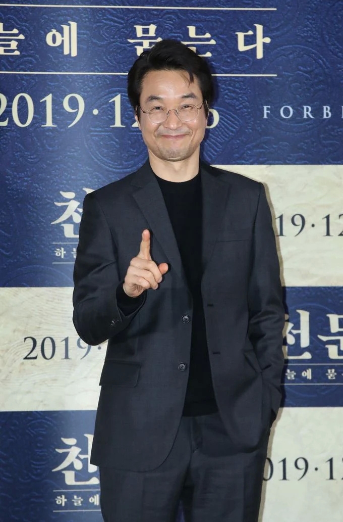 韓石圭有望主演朴慶秀編劇的新作《突風》