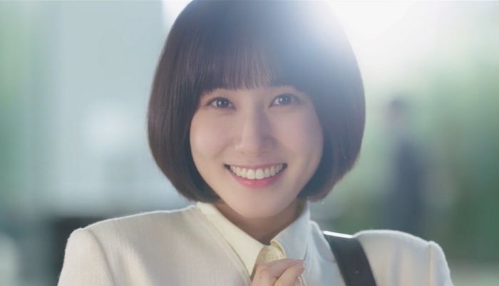 伏筆1. 「鯨魚CP」感情發展