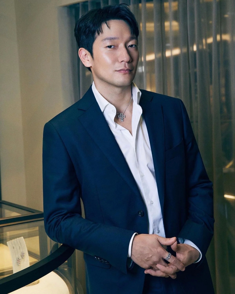 孫錫久珠寶品牌代言畫報公開