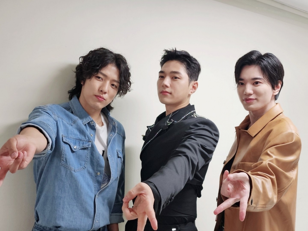 這次見面會找來INFINITE成員成烈、成鍾擔任嘉賓