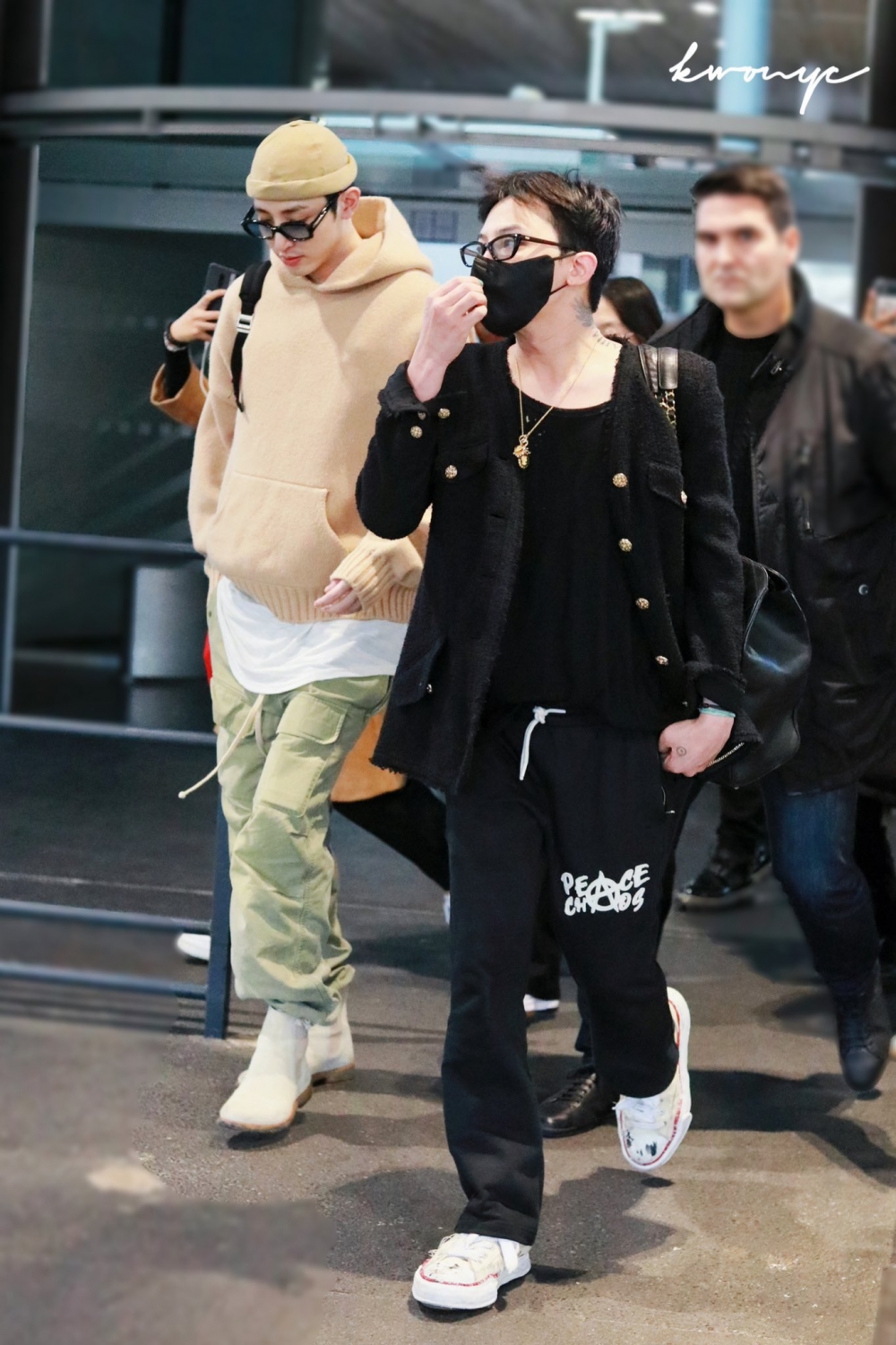 李洙赫、GD前往巴黎參加時裝秀