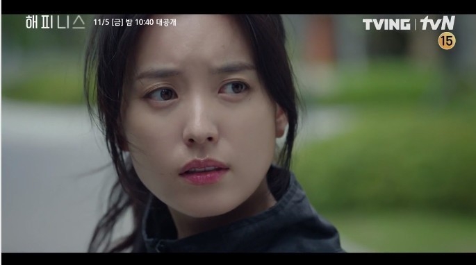 《Happiness》由韓孝周、朴炯植主演