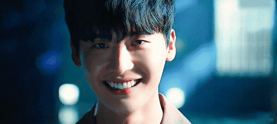 李鍾碩演技再度受到肯定