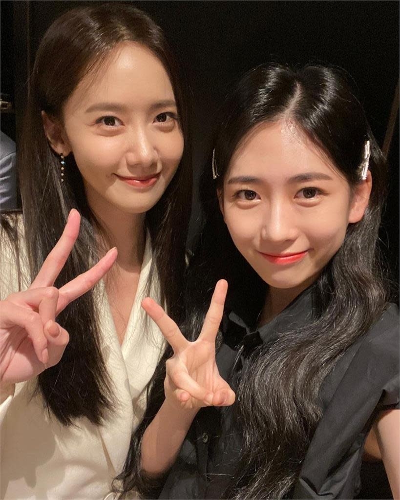 經過5年潤娥顏值完全沒變,朴敏荷反而長高不少