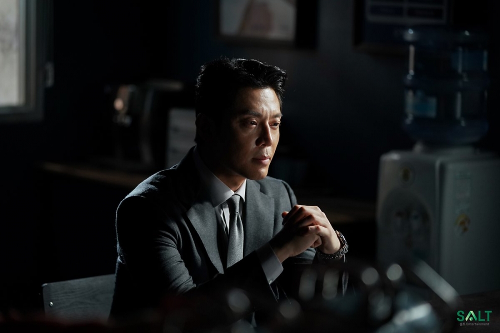 金柱憲在《黑話律師》中展現強烈反派演技